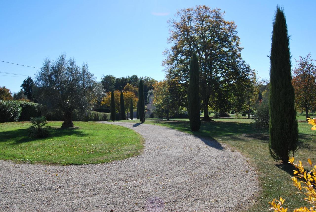 Bed and Breakfast Domaine La Bastide Cleyrac Zewnętrze zdjęcie